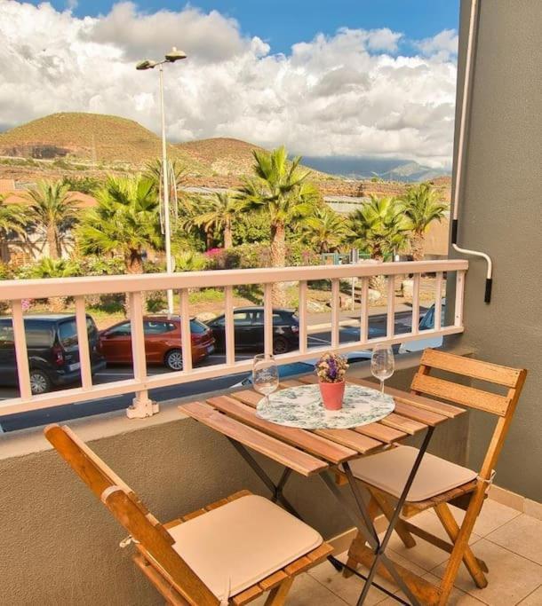 The Lookout Cottage: Wind & Waves Escape Puertito de Guimar Exterior photo